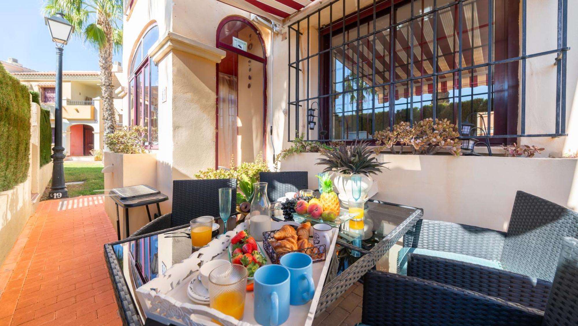 Club Salino Hideaway-Your Peaceful Retreat With Pool In Torrevieja Exteriér fotografie